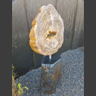 Schiefermonolith mit versteinerter Baumscheibe 138cm hoch
