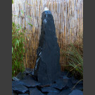 Schiefer Monolith Quellstein  grauschwarz 60cm hoch